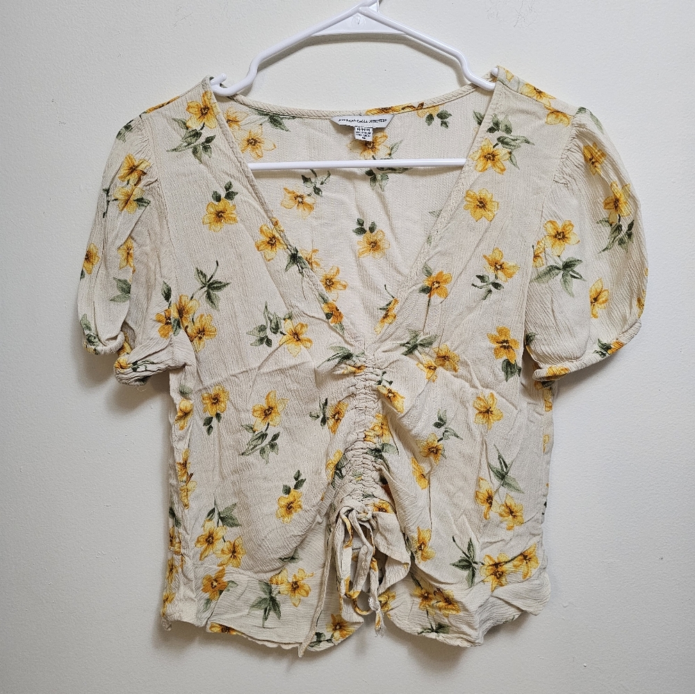 American Eagle Outfitters Medium Blouse Cream with yellow floral‎ cinch front